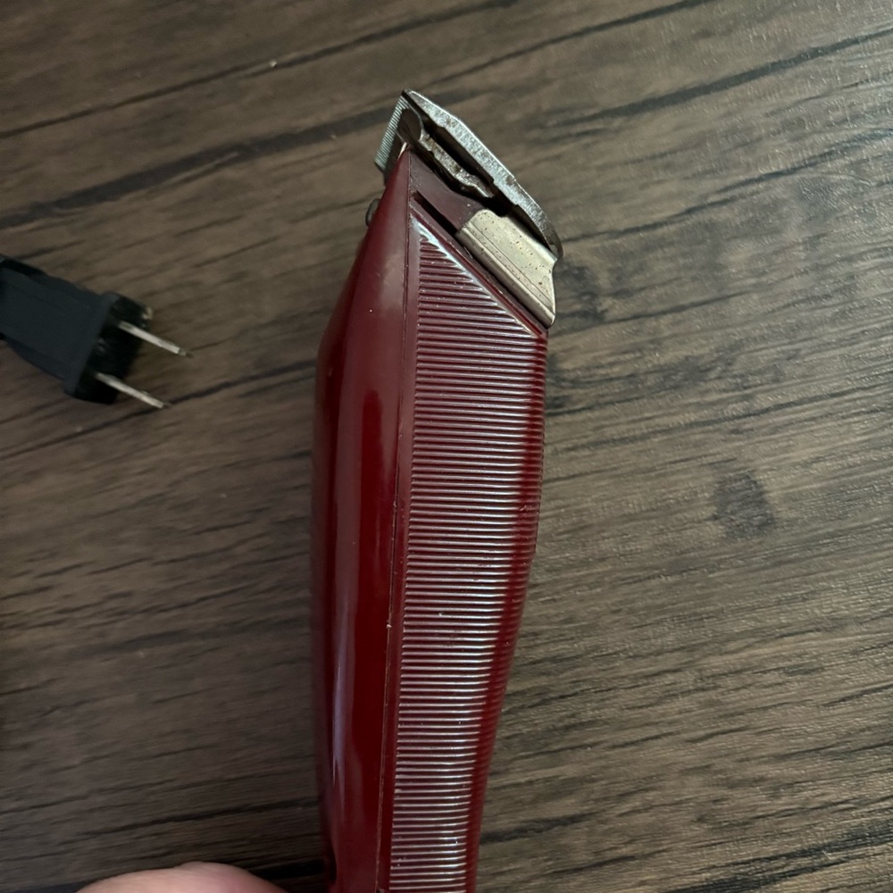 Oster Fast Feed Model 23-51F Professional Hair Clippers / Clippers Only Tested - Picture 9 of 9